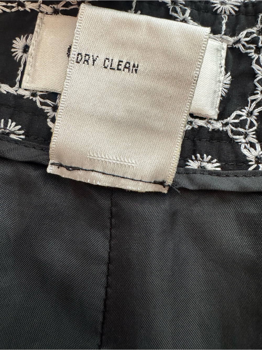 Talbots Black White Embroidered Ankle Pants Straight Leg Career Size 6 - Picture 5 of 7